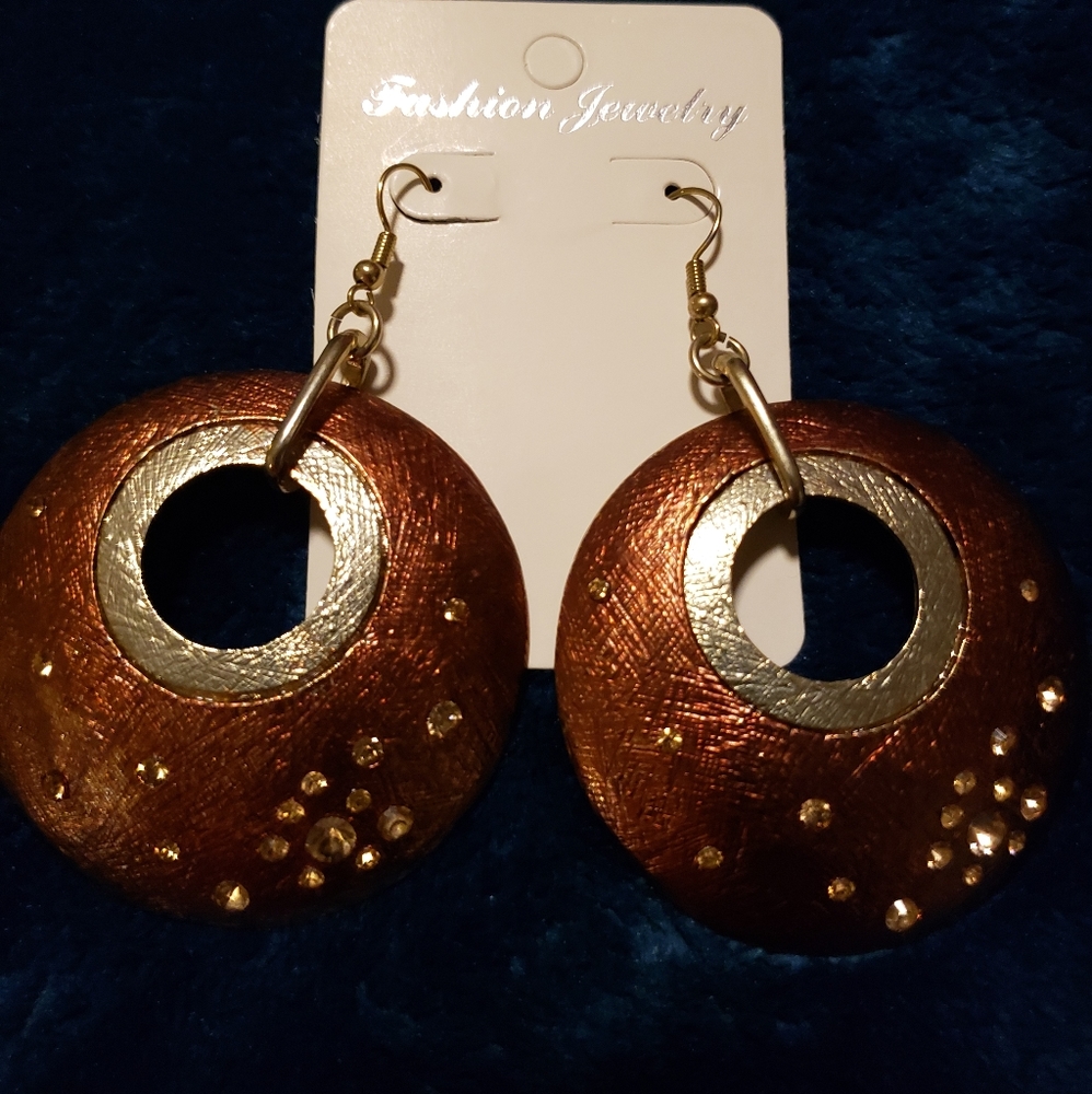 Fashion earrings